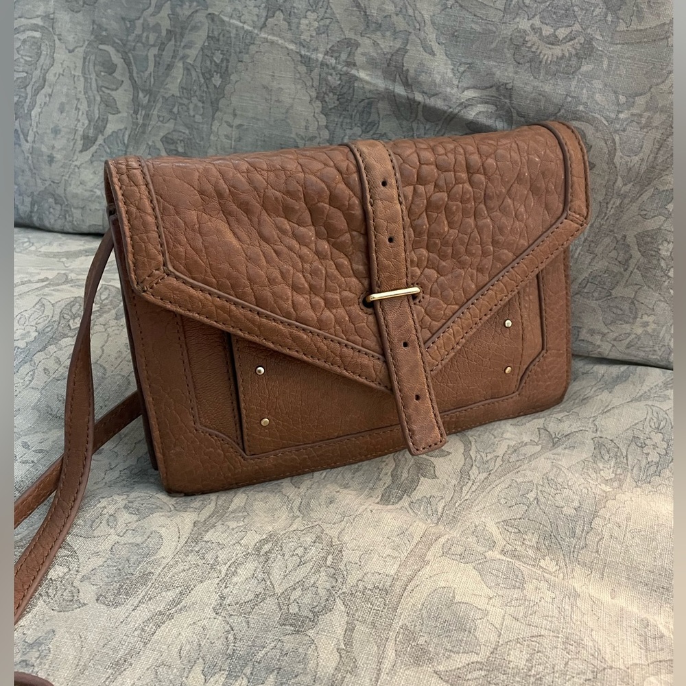Tory Burch pebbled leather crossbody bag